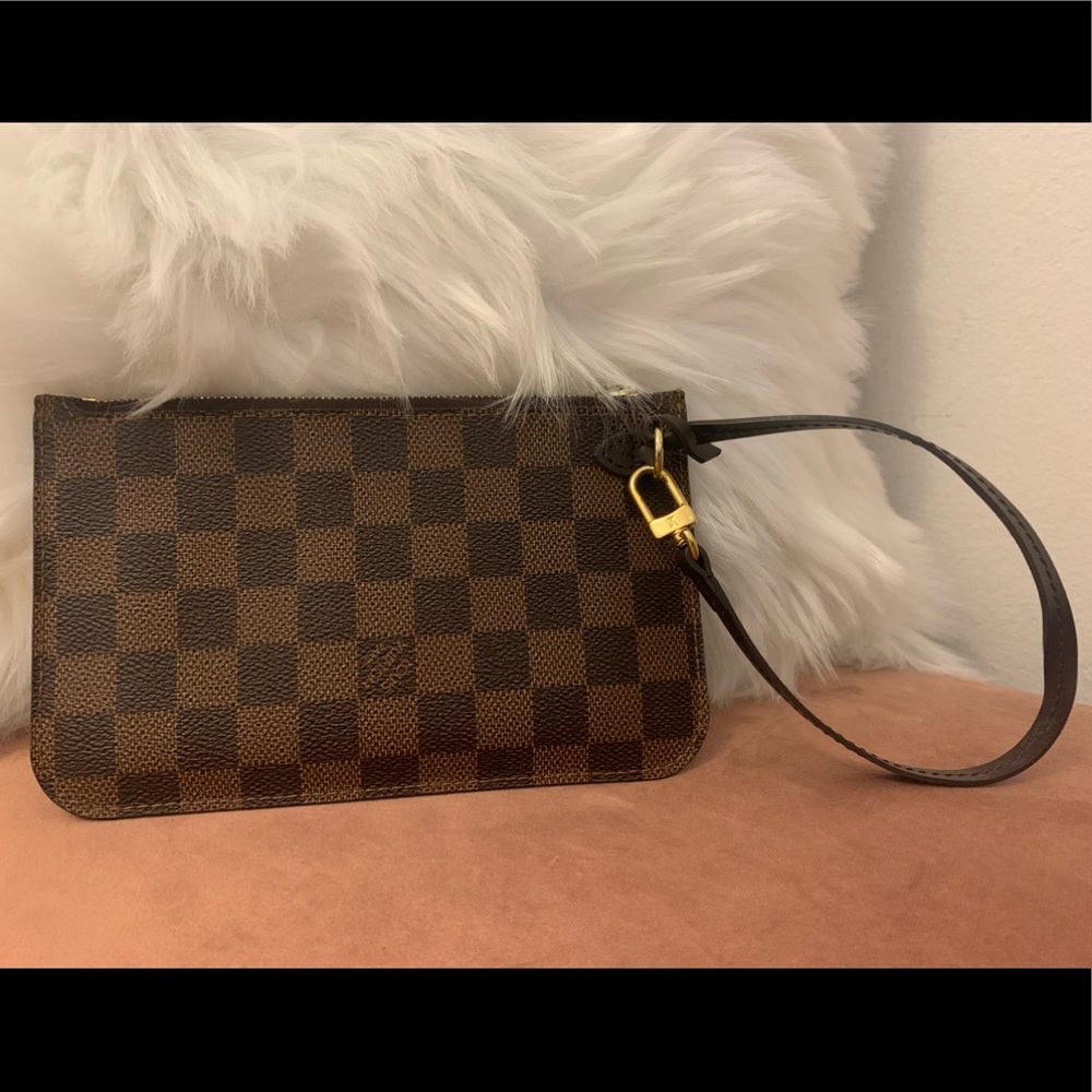Louis Vuitton Damier Ebene zipped pouch
